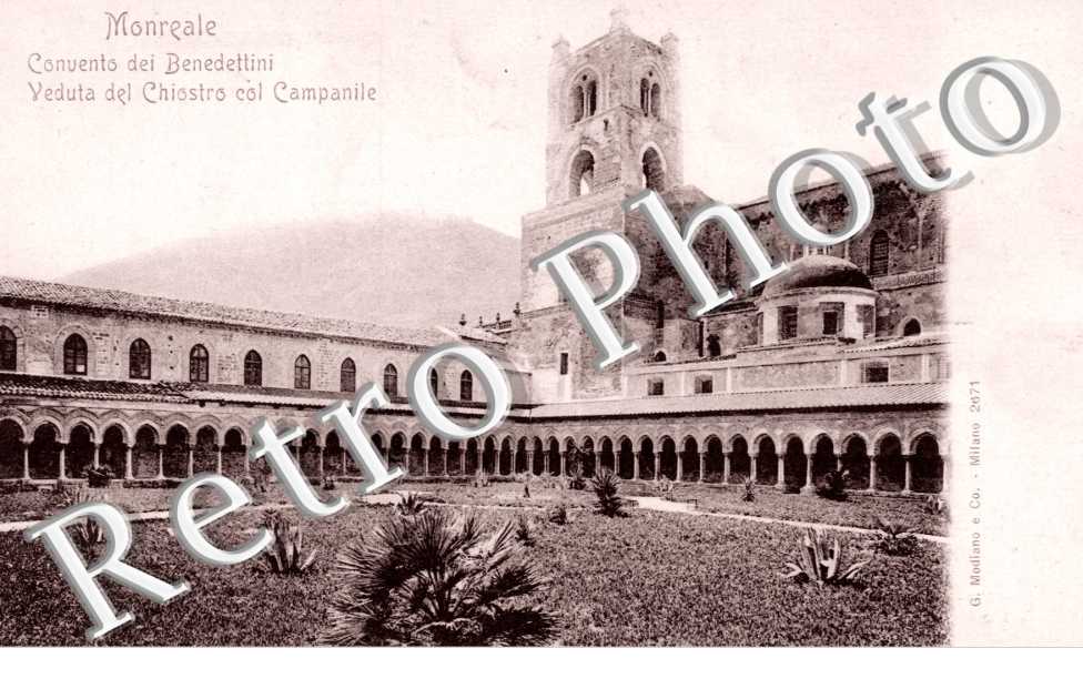 Convento dei Benedettini, Veduta del Chiostro col Campanile