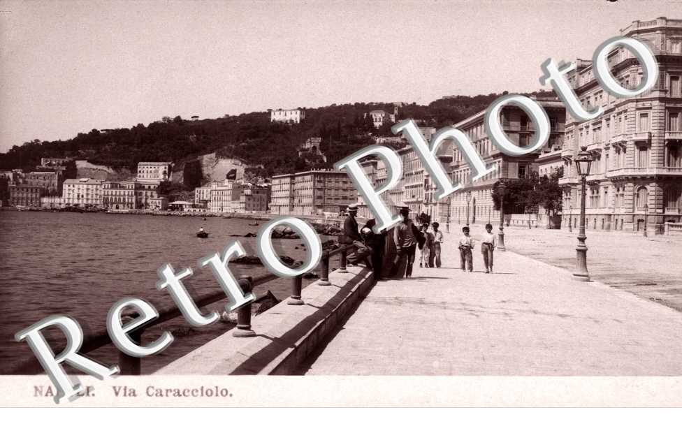 Via Caracciolo