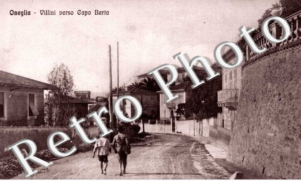Villini verso Capo Berta