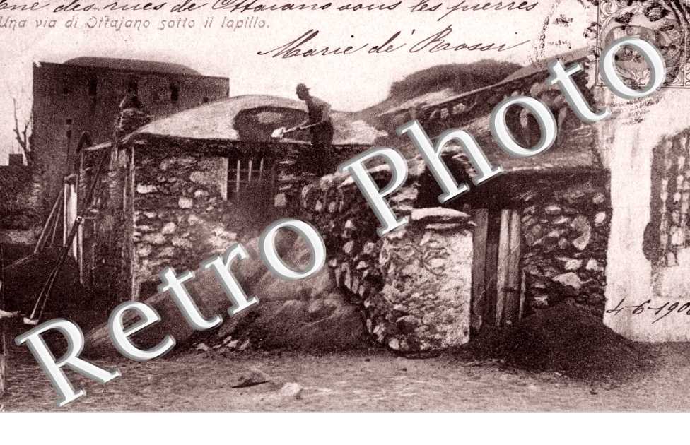 Una via di Ottajano sotto il lapillo