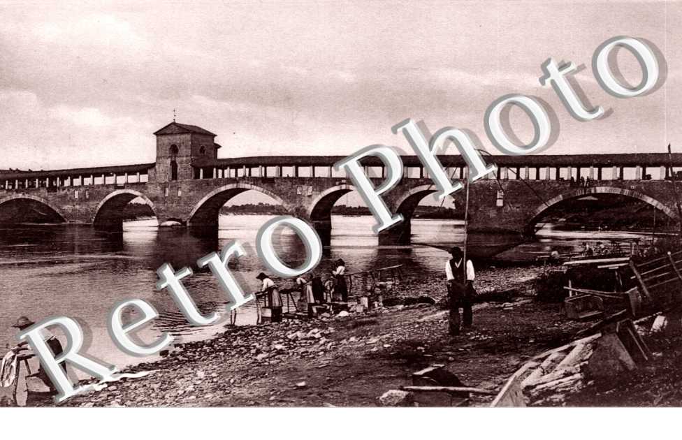 ponte coperto sul Ticino