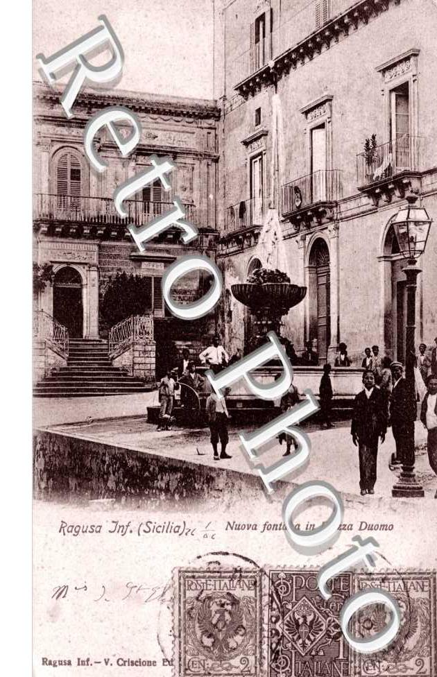 nouva fontana in piazza Duomo