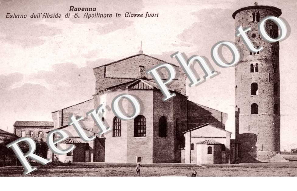 esterno dell'abside di San Apollinare in classe fuori