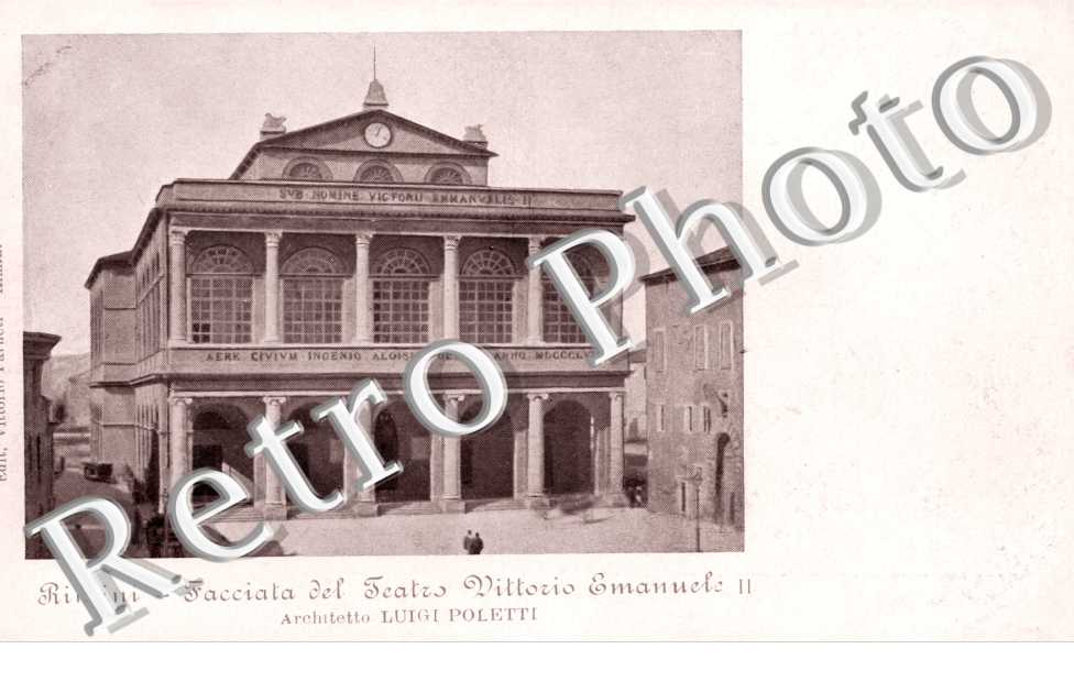Facciata del Teatro Vittorio Emanuele II