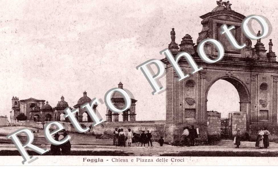 Chiesa e Piazza delle Croci