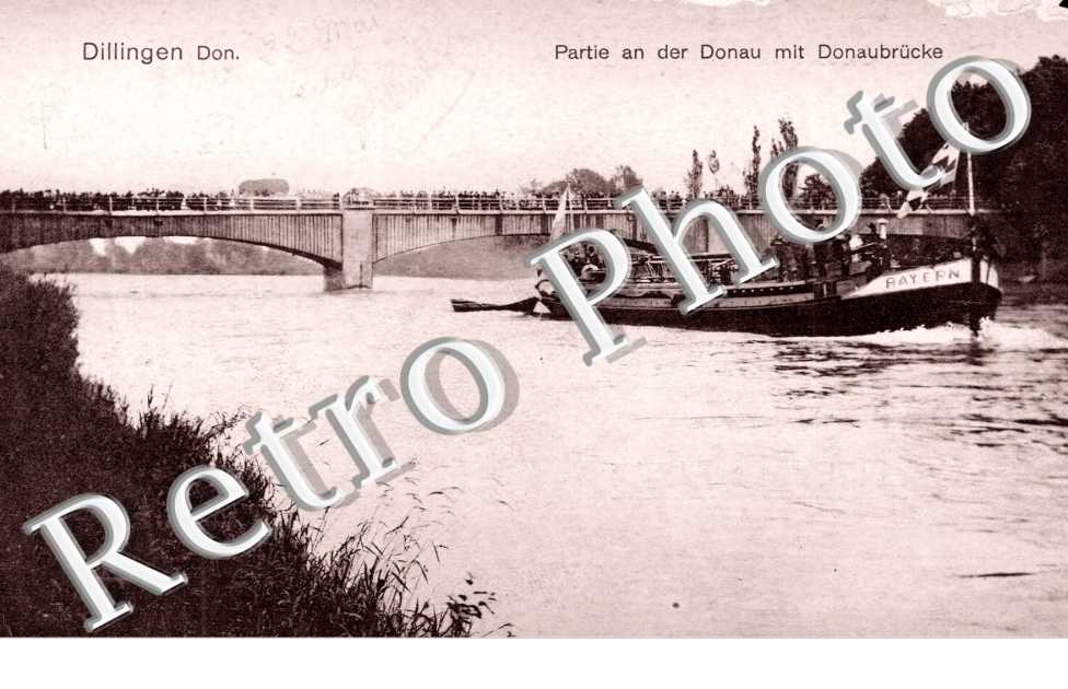 partie an der Donau mit Donaubrucke