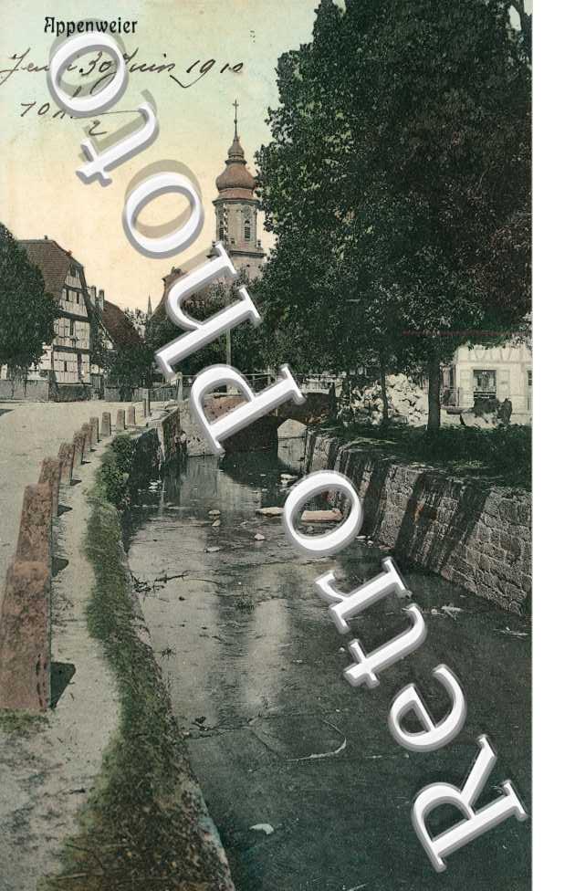 l'Eglise et un ruisseau