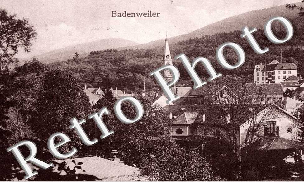 Vue Exterieure et l'Eglise