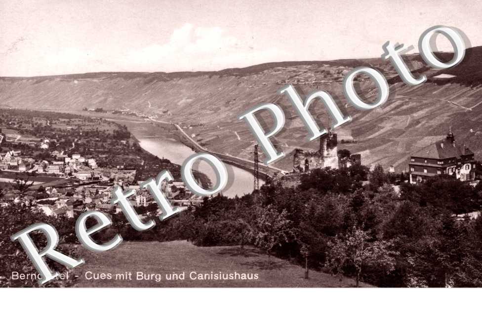 Cues mit Burg und Canisiushaus