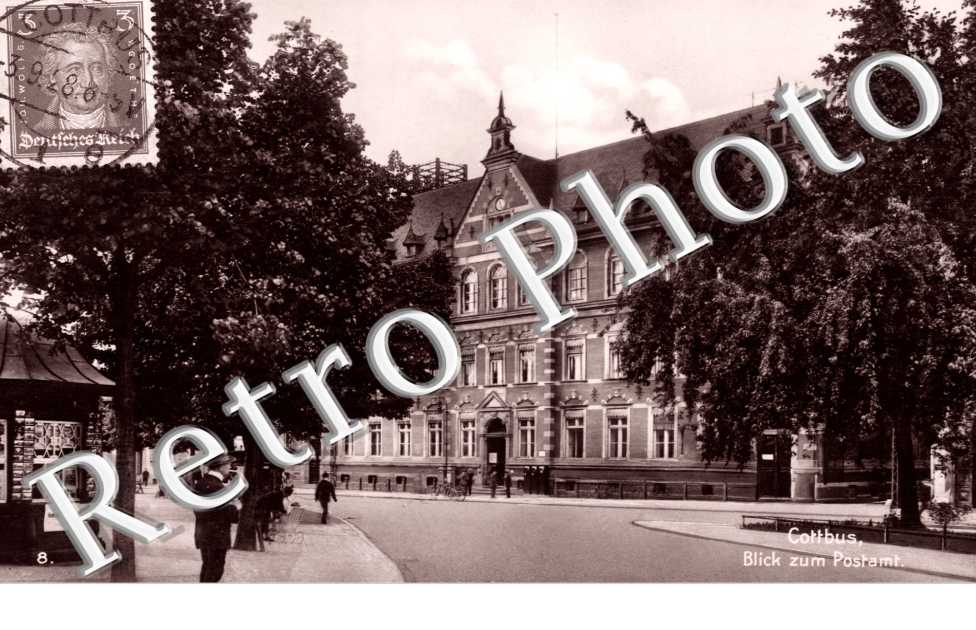 Blick zum Postamt