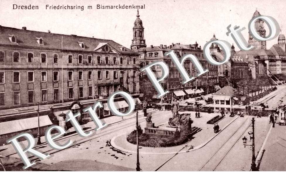 Friedrichring m Bismarcdenkmal