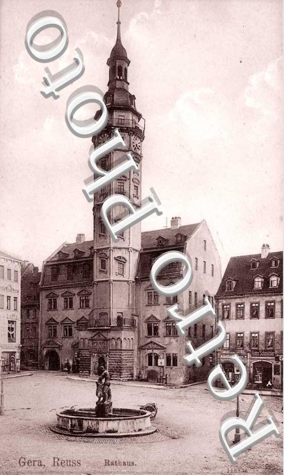 Rathaus, Kirche