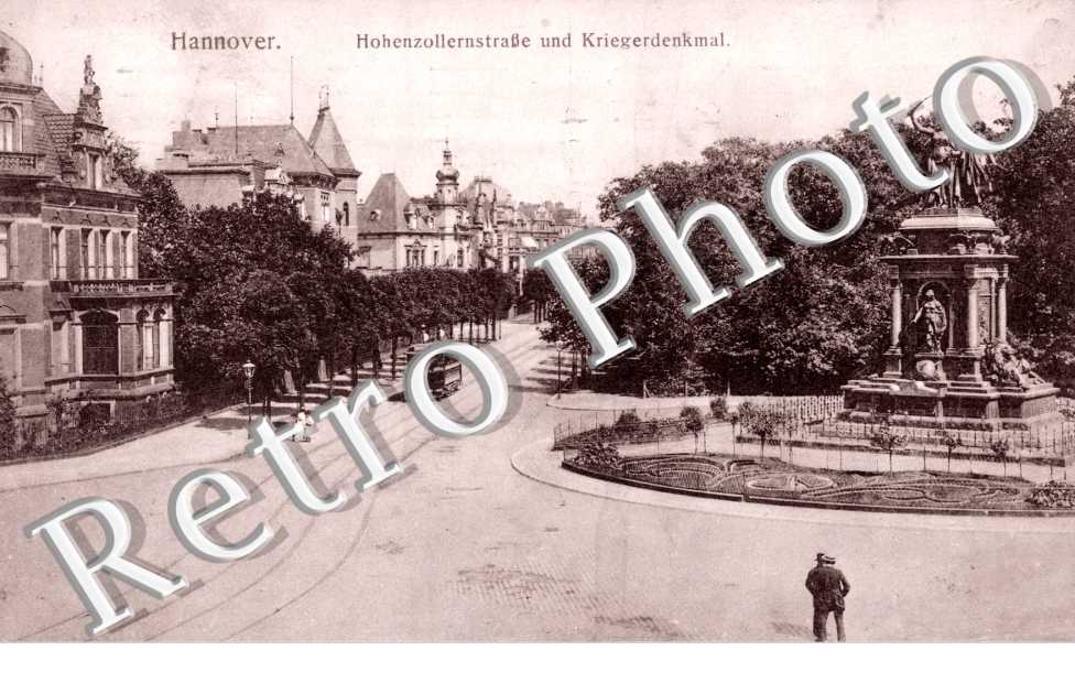 Hohenzollernstrasse und Kriegerdenkmal