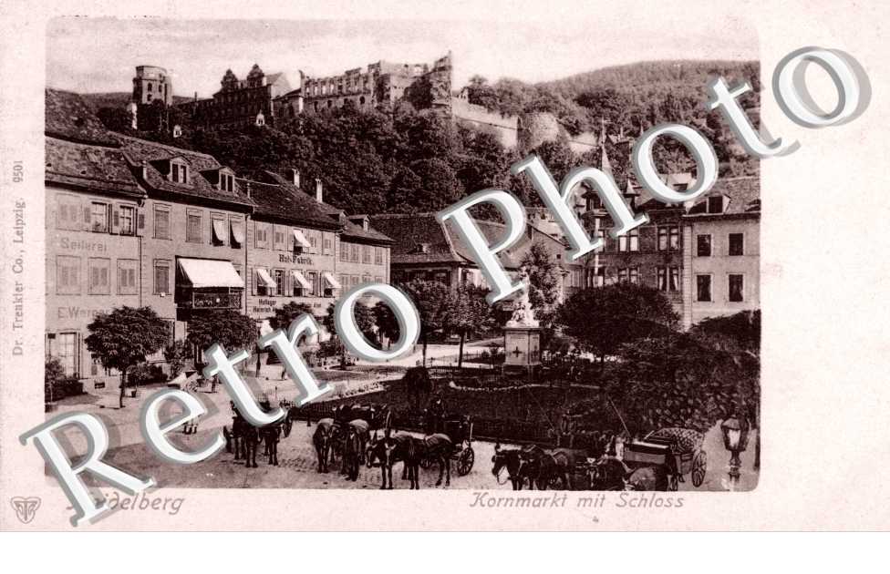 Kornmarkt mit Schloss