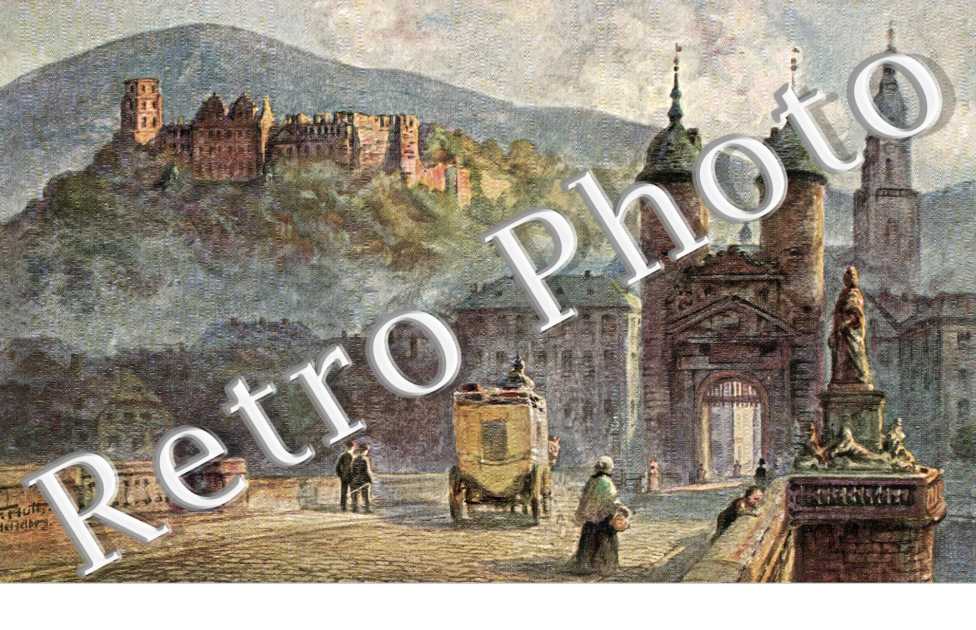 Heidelberg mit der alten Brucke und dem Denkmal des Kurfursten Karl Theodor