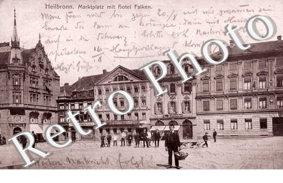 Marktplatz mit hotel Falken