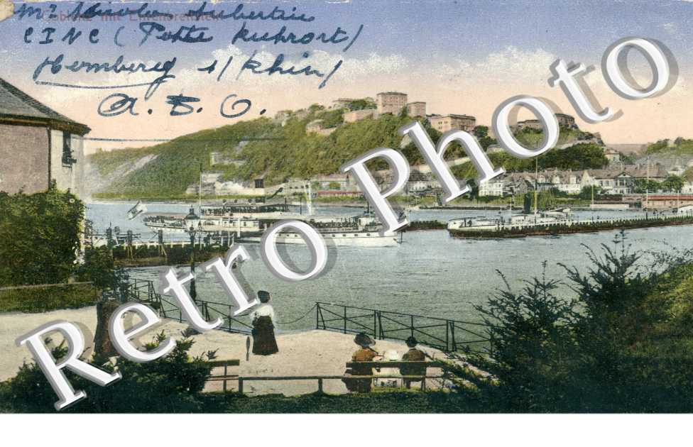 Vue Exterieure et les Bateaux