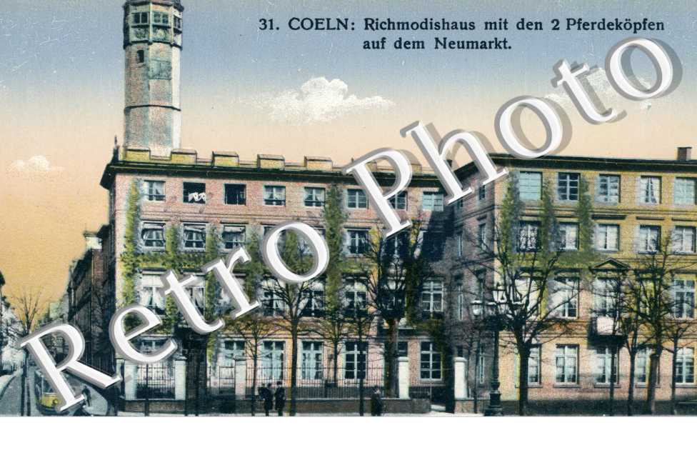 Richmodishaus mit den 2 Pferdekopfen auf dem Neumarkt