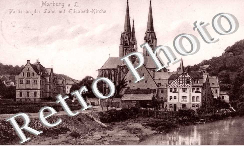 Partie an der Lahn mit Elisabeth Kirche