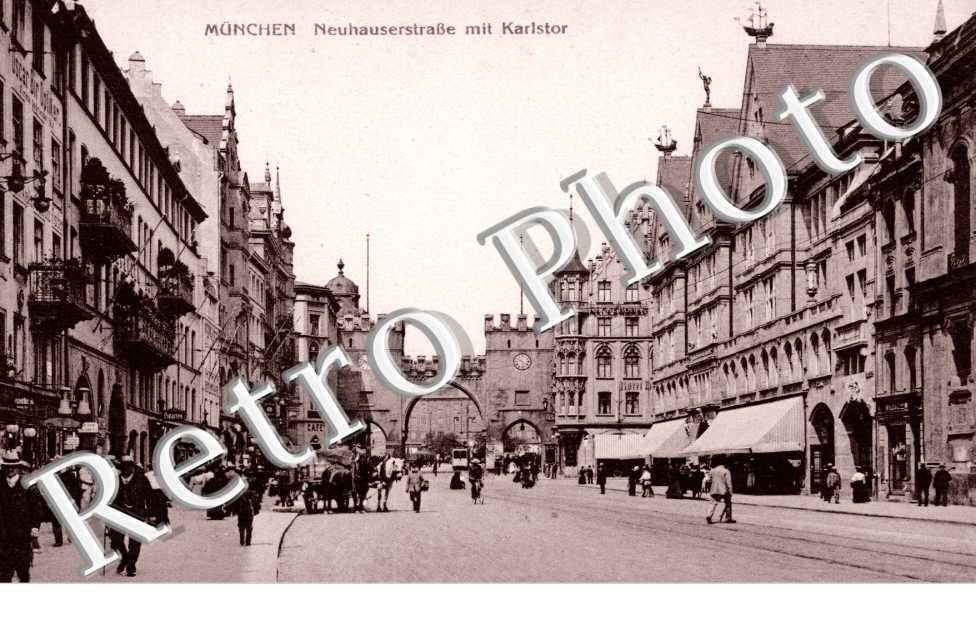 Neuhauserstrasse mit Karlstor