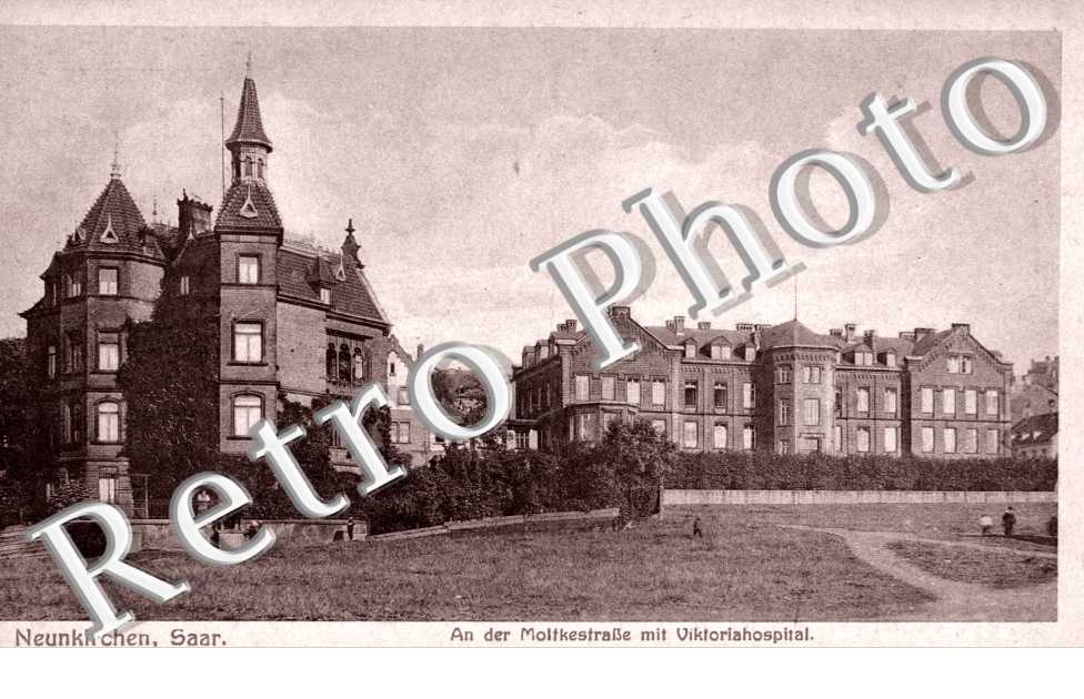 an der Moltkestrasse mit Viktoriahospital
