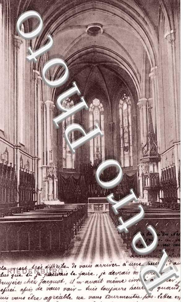 Interieur de l'Eglise