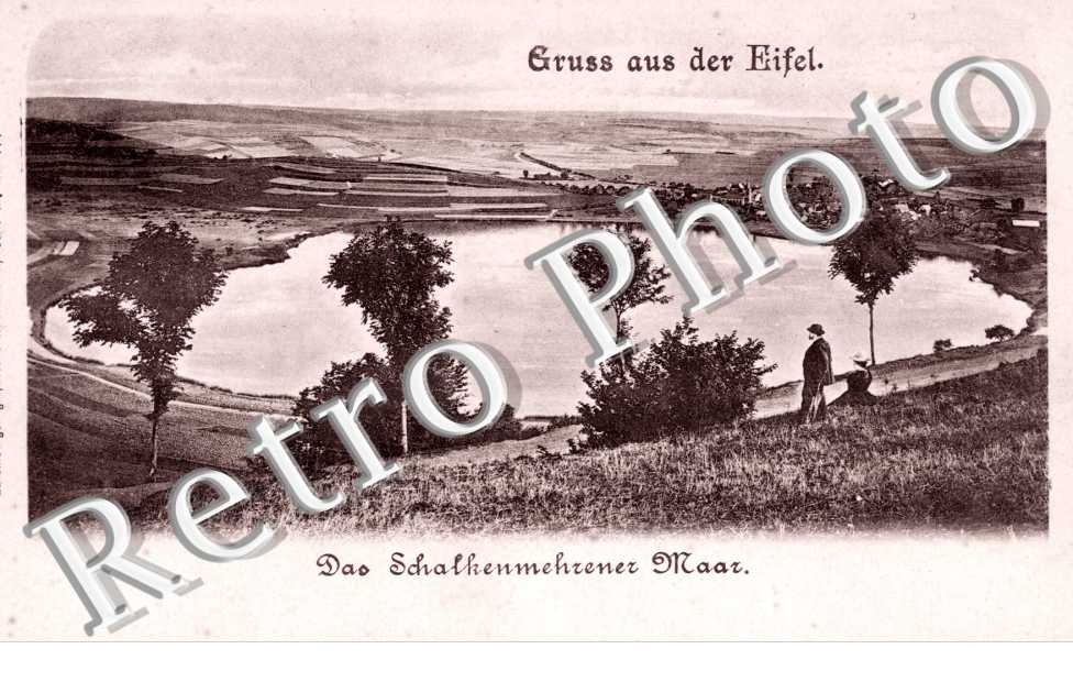 Gruss aus der Eifel, Das Schalkenmehrener Maar