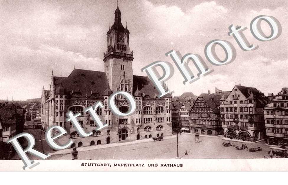 Marktplatz mit Rathaus