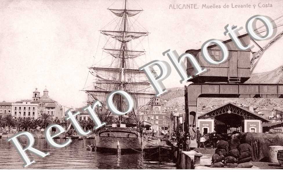 muelles de levante y costa