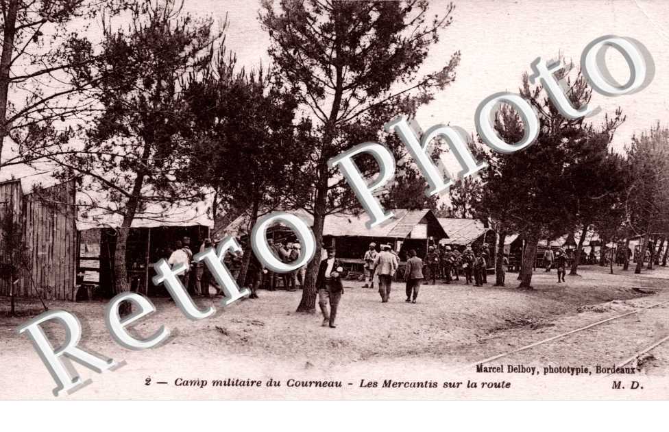 Camp militaire du Courneau - les Mercantis sur la route