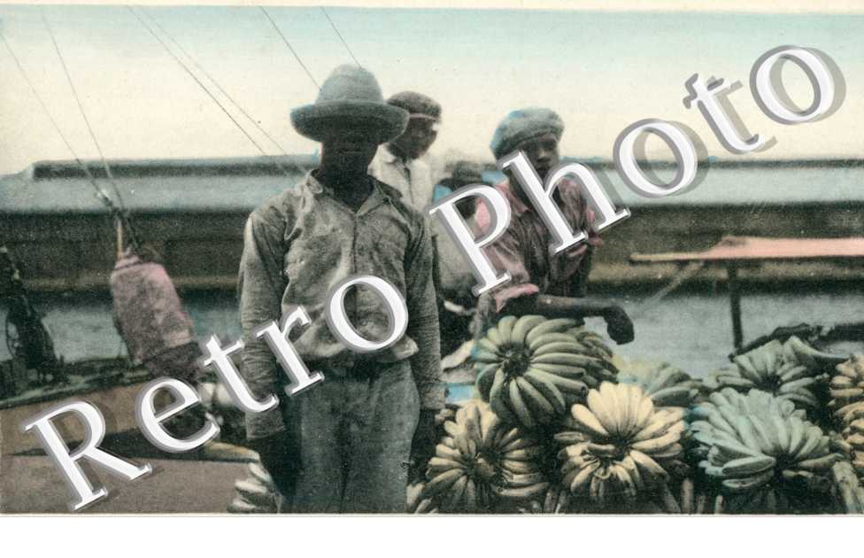 selling bananas