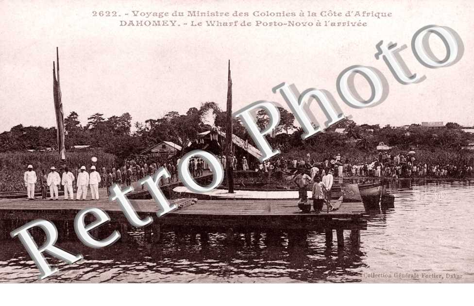 Dahomey - Voyage du Ministre des Colonies a la Côte d'Afrique, le Wharf de Porto-Novo a l'arrivée