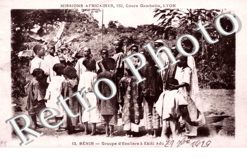 Groupe d'Ecoliers a Ekiti Ado