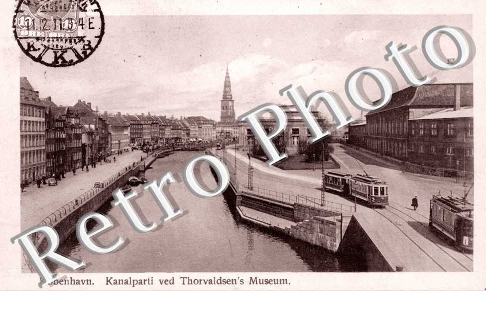 Kanalparti ved Thorvaldsen's Museum
