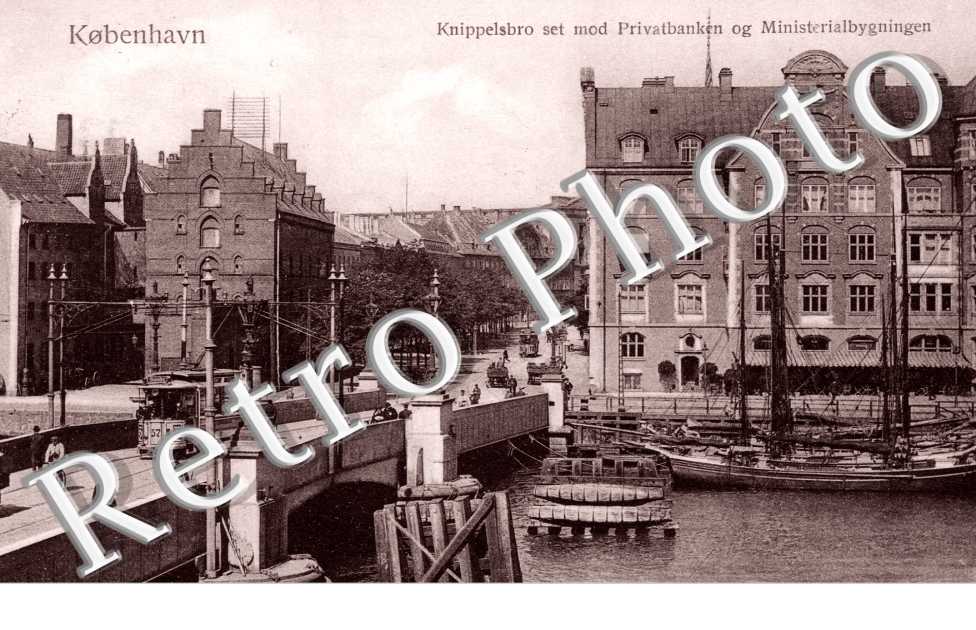 Knippelsbro med Privat Banken