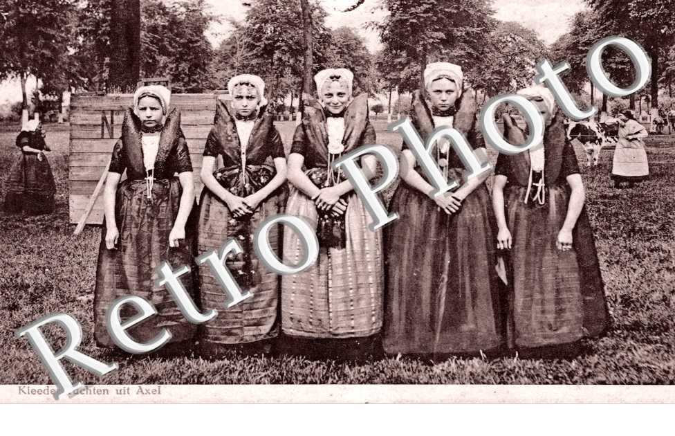 kleederdrachten uit axel
