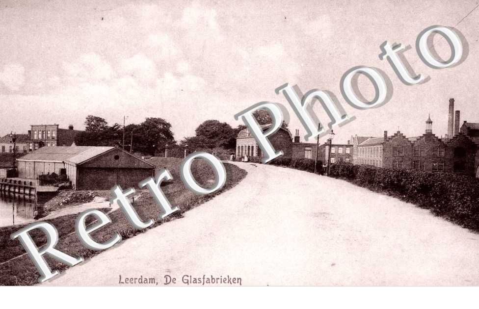 De Glasfabrieken