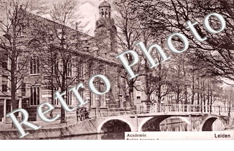 Académie société anonyme