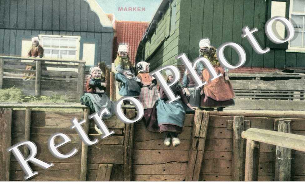 Un groupe d'enfants pris en photos