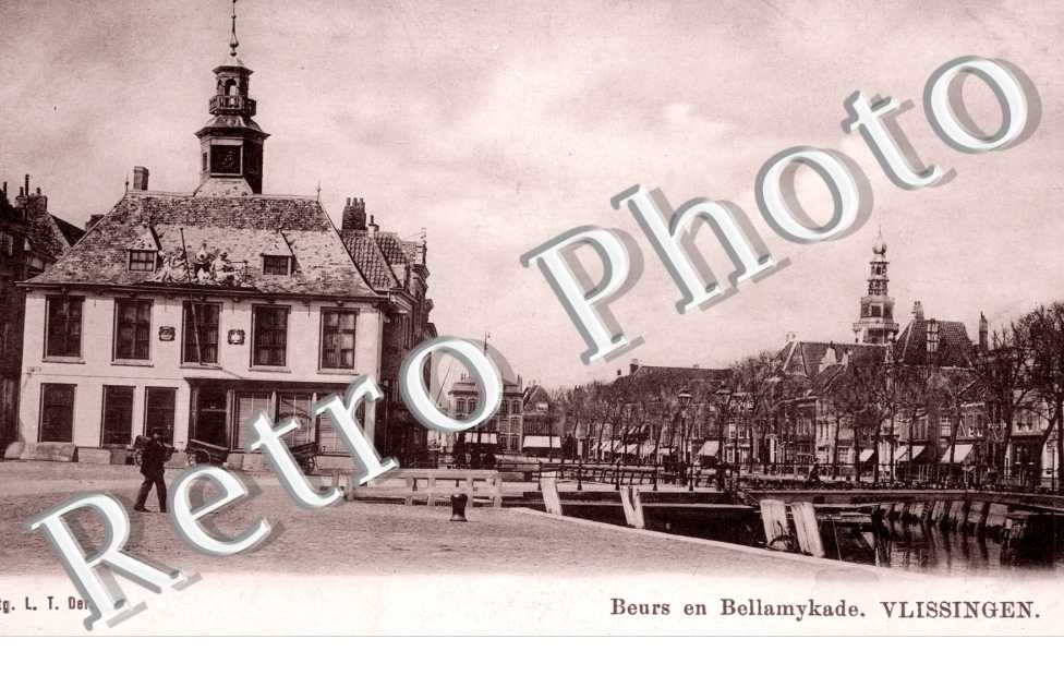 Beurs en Bellamykade.