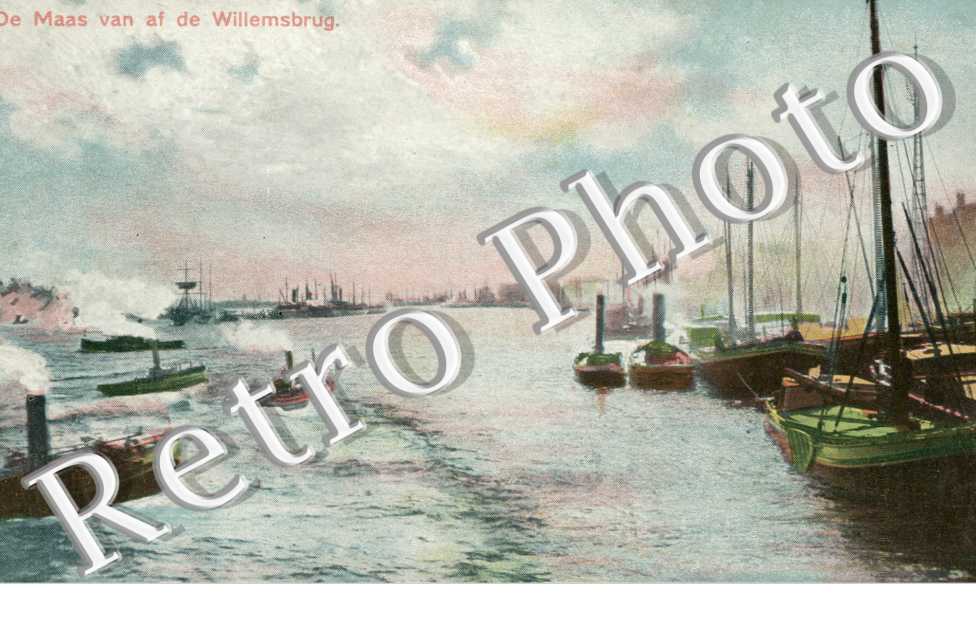 De maas van af de Willemsburg