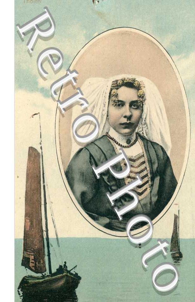 (un portrait en medaillon)