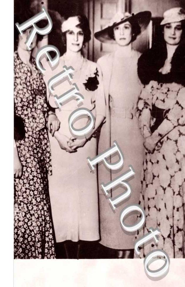 Quatre Femmes - Famille royale