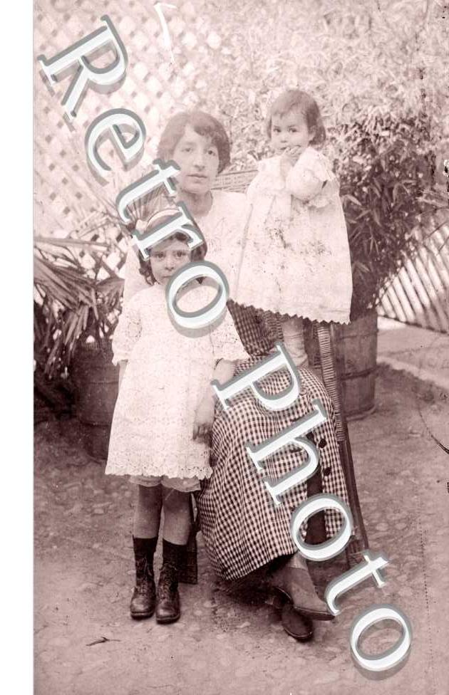 Une Mere et ses enfants