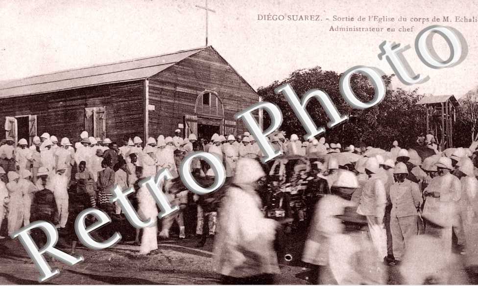Sortie de l'Eglise du corps de Monsieur Echalier