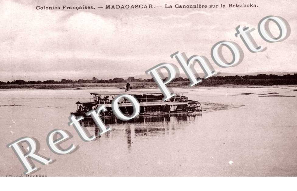 la Cannoniere sur la Betsiboka