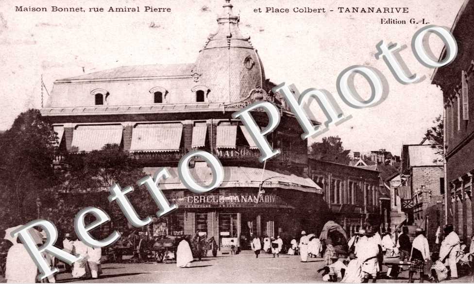 Maison Bonnet, rue Amiral Pierre et place Colbert