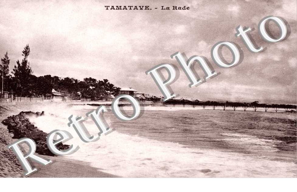 La rade, vue de la plage