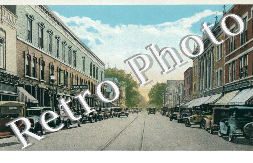 Pleasant Street Looking West