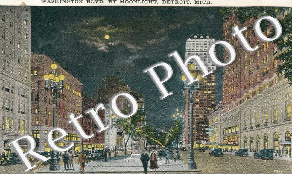 Washington boulevard by Moonlight